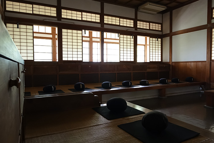 こころ調う「坐禅と写経」体験［秋葉総本殿 可睡斎］